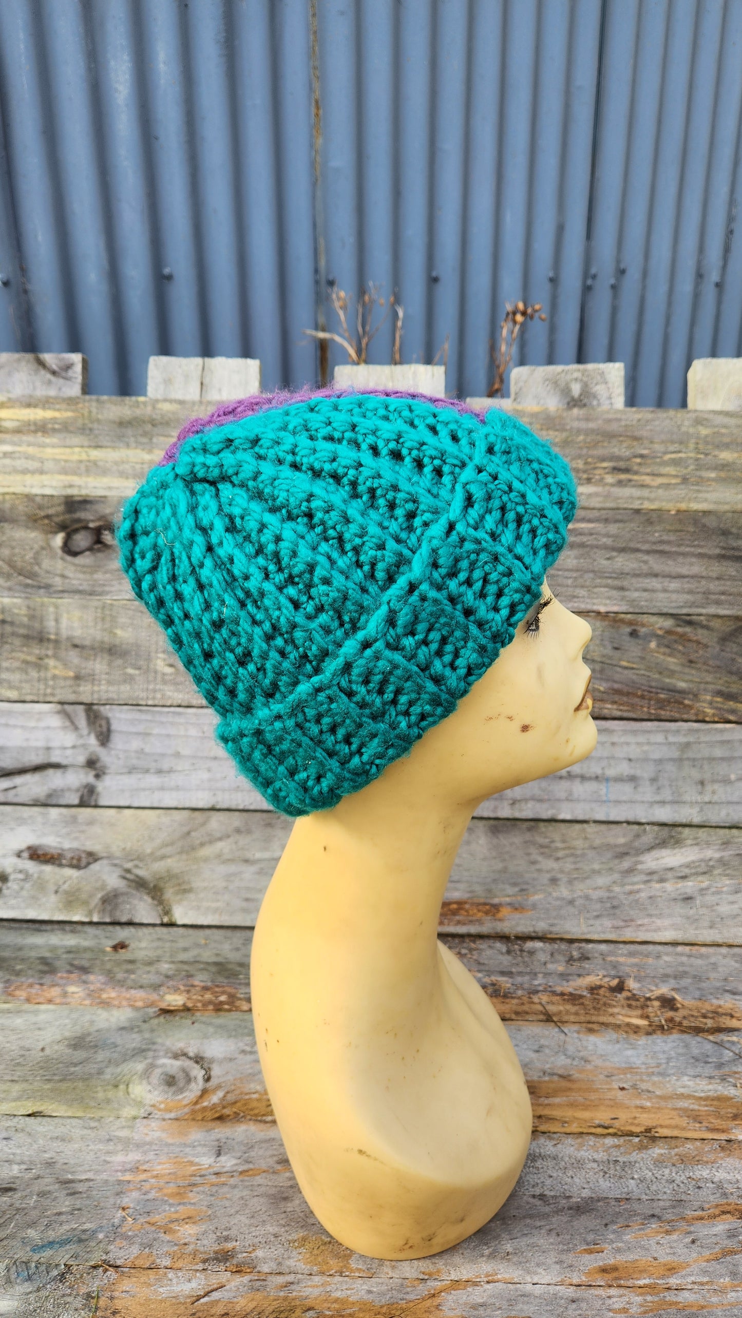 Split-colour Ribbed Beanie